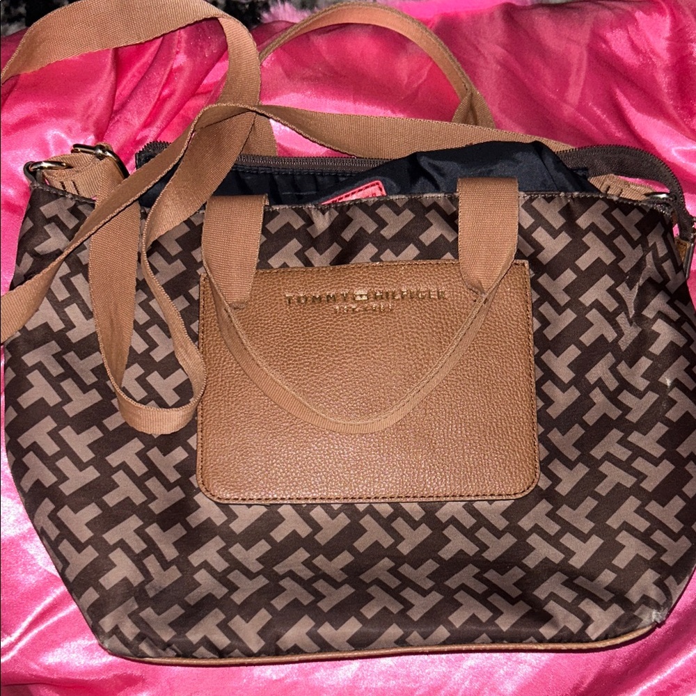 Tommy Hilfiger Black & Brown Signature Pattern Tote